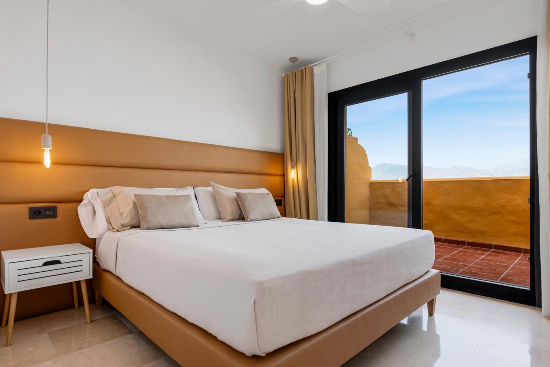 Sky And Sea Estepona Penthouse Exterior photo